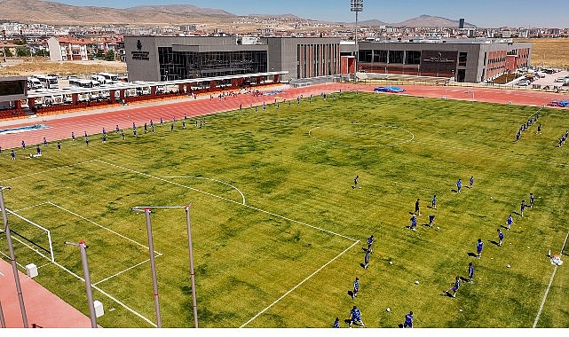 Sporcu Seçme ve Yetiştirme Merkezi misafirlerini ağırlamaya devam ediyor
