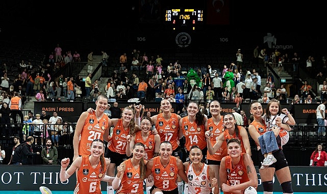 Eczacıbaşı Peron İstanbul evinde galip!